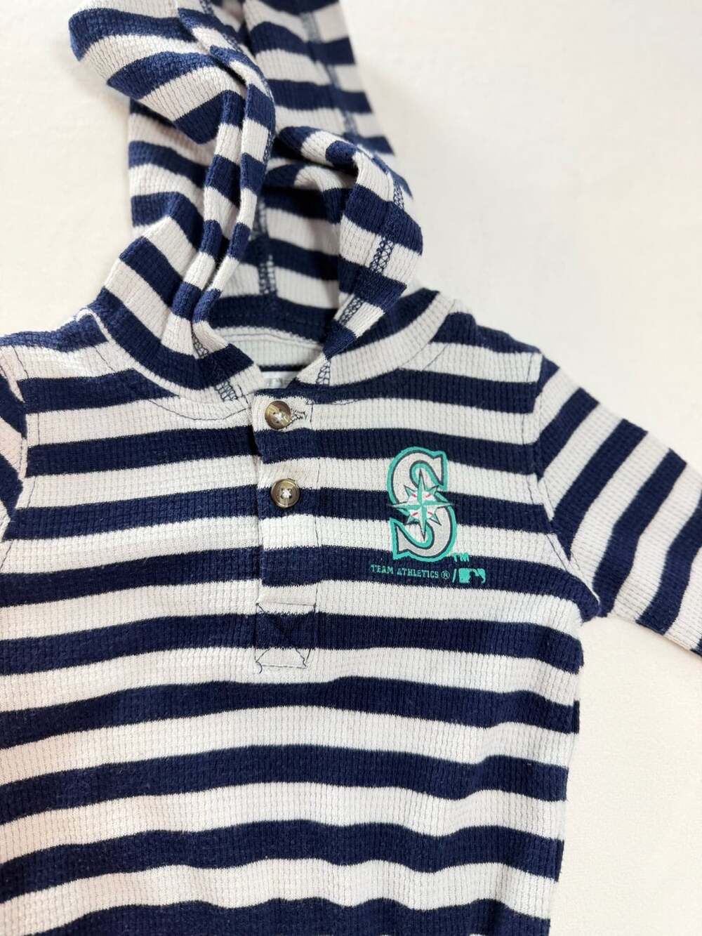 Genuine merchandise  MLB Seattle Mariners Striped Hooded Bodysuit